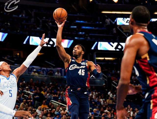 哈登30+8助攻力挽狂澜 骑士遭魔术逆转无缘东部前